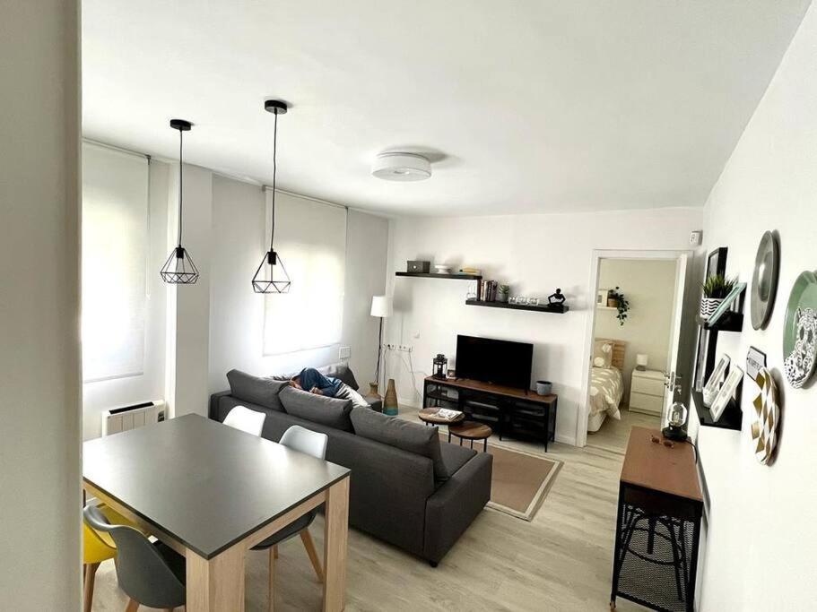 Ferienwohnung Comodo Y Acogedor Apartamento Madrid Exterior foto