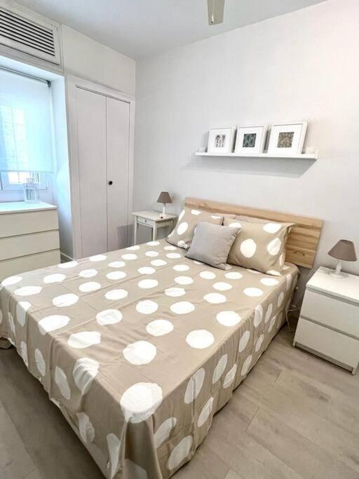 Ferienwohnung Comodo Y Acogedor Apartamento Madrid Exterior foto